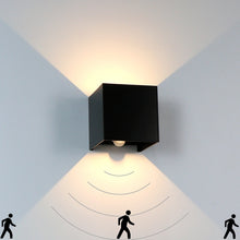 Last inn bildet i Galleri-visningsprogrammet, Utendørs lampe med bevegelsessensor og dobbelt lys
